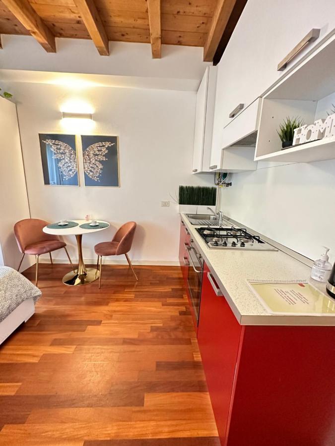 Cozy Apartment Center Bergamo Luaran gambar
