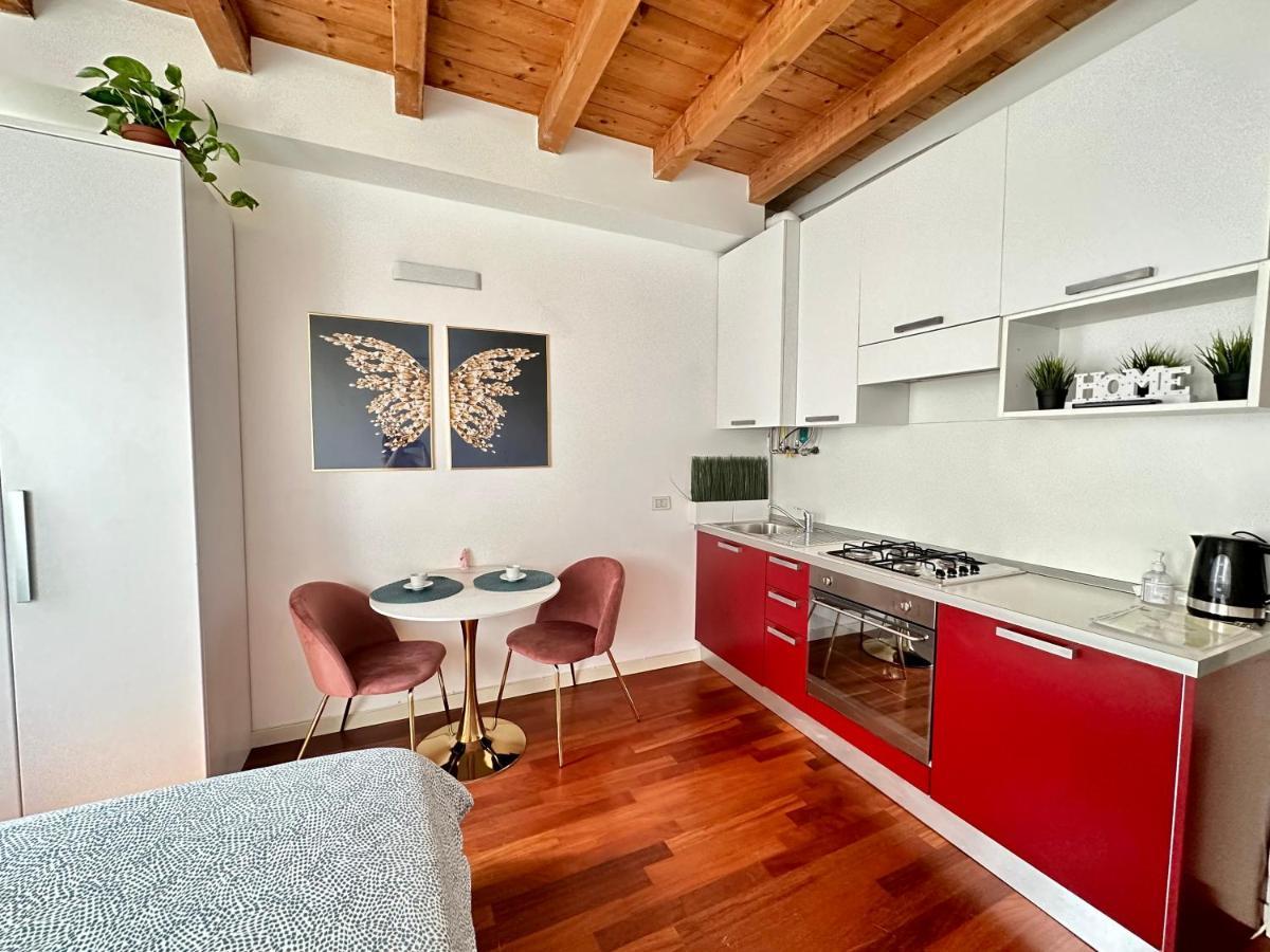 Cozy Apartment Center Bergamo Luaran gambar