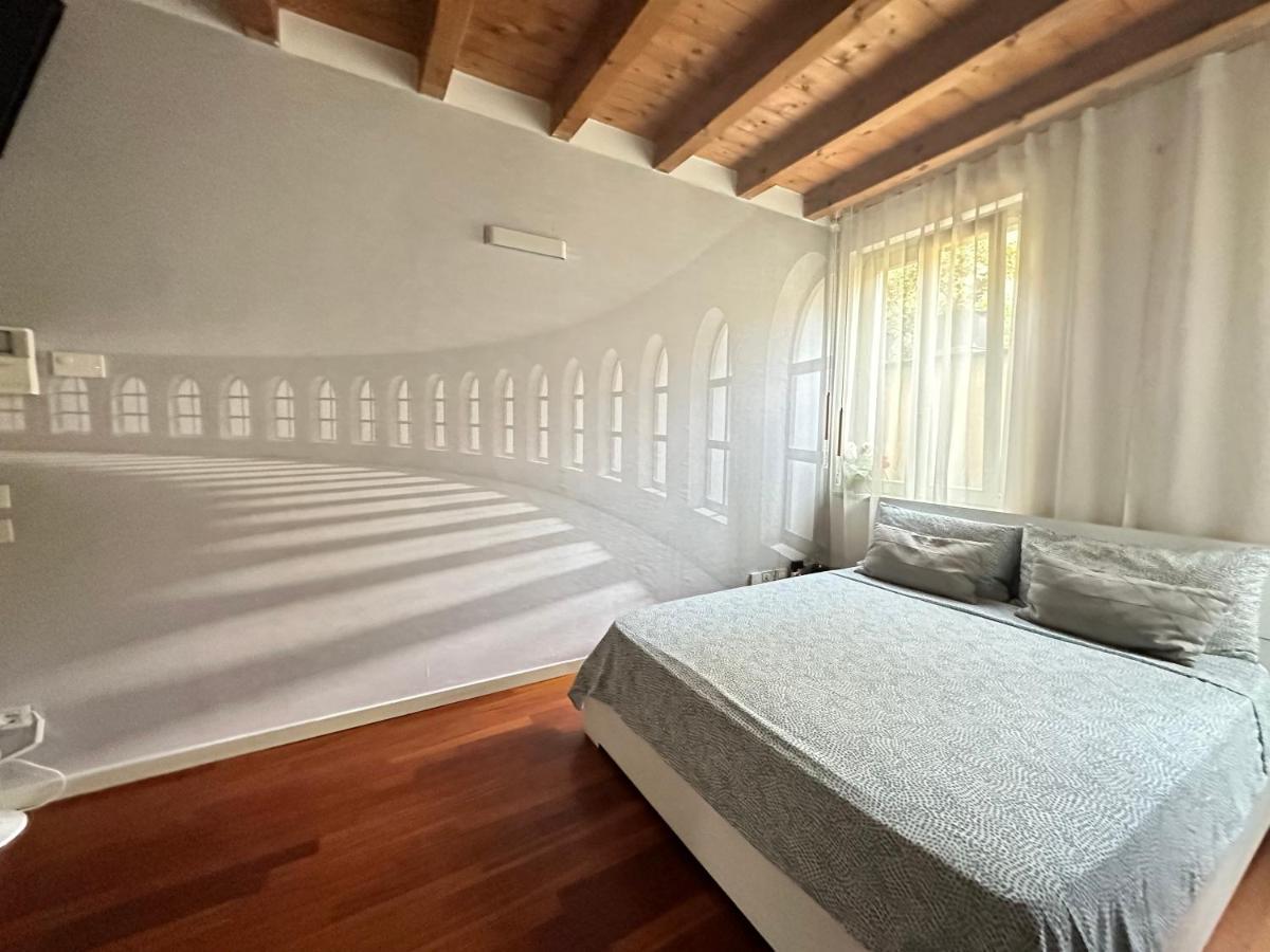 Cozy Apartment Center Bergamo Luaran gambar