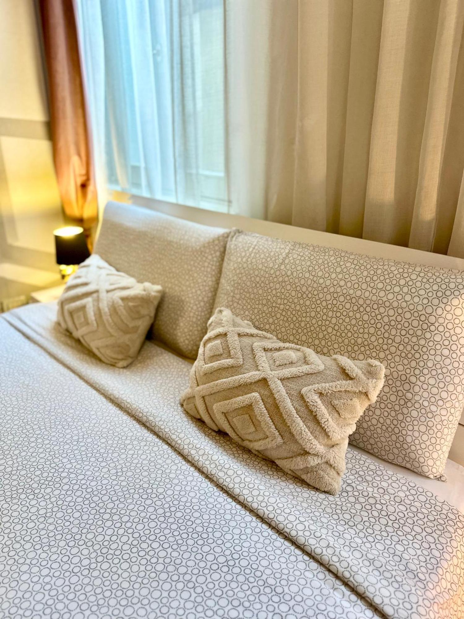 Cozy Apartment Center Bergamo Luaran gambar